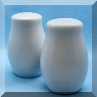 K42. Pottery Barn white salt and pepper set. 4”h - $4